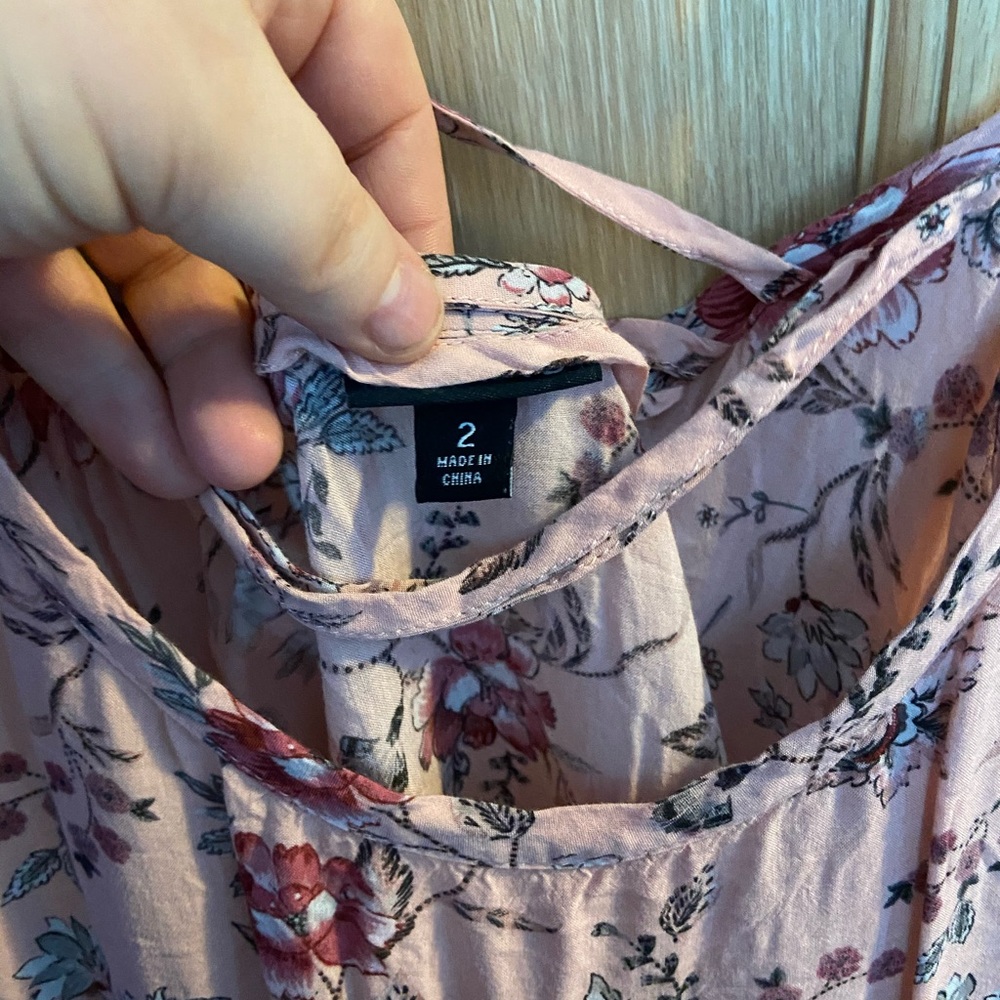 Torrid tank - Picture 3 of 3